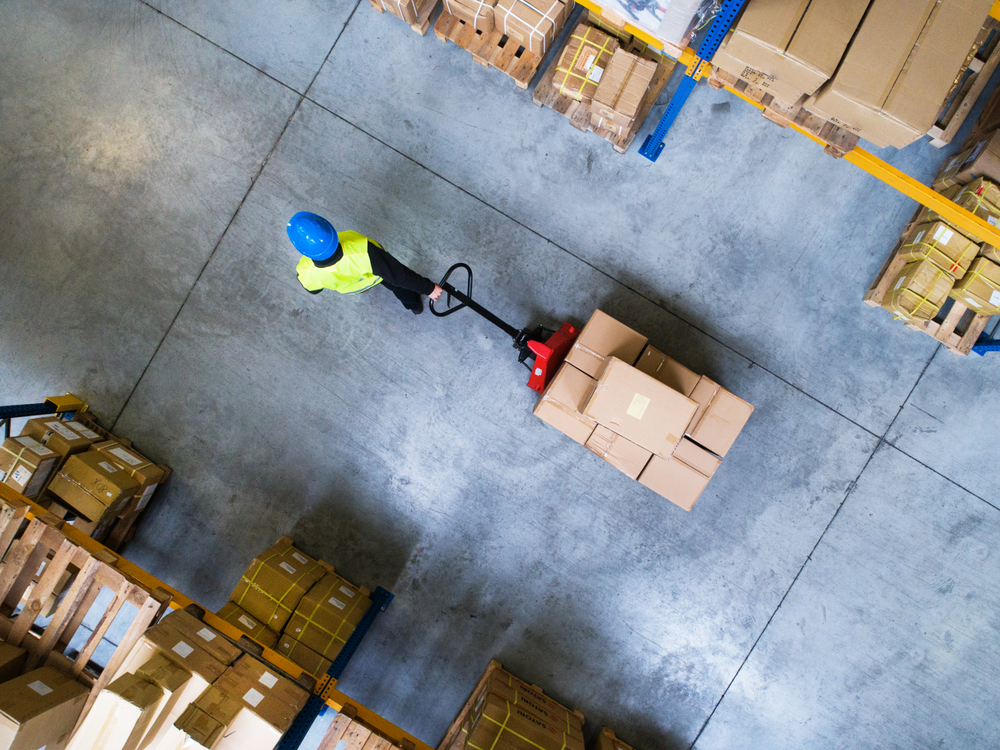 Why Is IT Warehousing Important? 5 Ways It Boosts Competitiveness